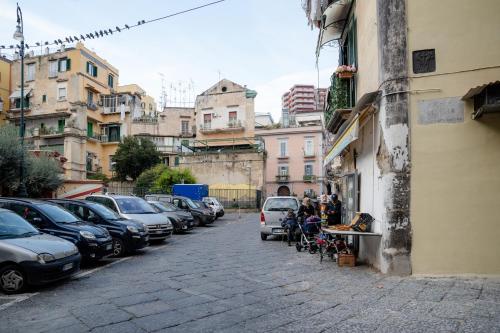 Tra i vicoli di Napoli, La Olivella design e amore