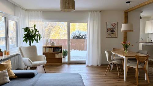 Χώρος καθιστικού στο NEU! Ferienwohnung Sonnennest