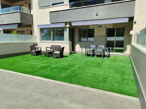 Planta baja en Nova Torredembarra con 3 piscinas