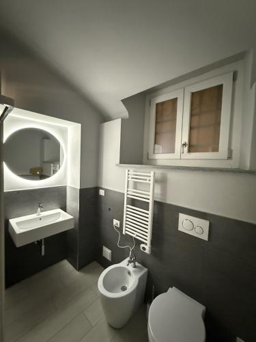 TROPICAL RHAPSODY - Jacuzzi & King Size a Torino Centro photo 17