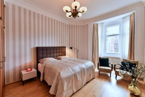 Vinohrady Retreat 2BDR Central