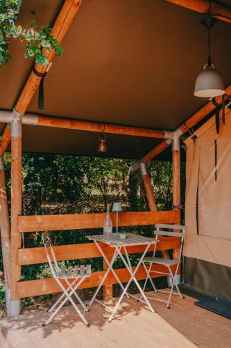 Gallery image of Rendes Glamping in Balatonrendes