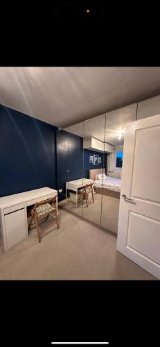 Φωτογραφία από το άλμπουμ του Room in London στο Λονδίνο