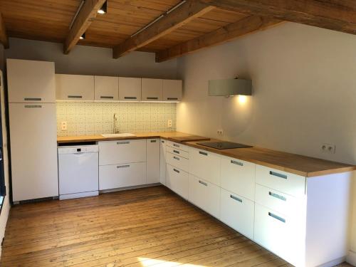 Una cocina o zona de cocina en Cosy house 5 people