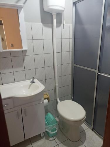 Koupelna v ubytování Casa de praia Morada do Sol