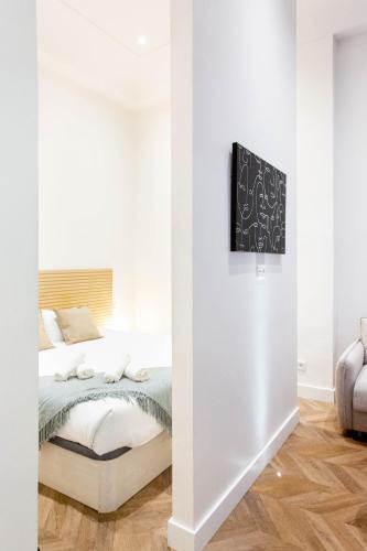 4- Hotel-style apartment in Puerta del Sol