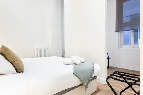 4- Hotel-style apartment in Puerta del Sol