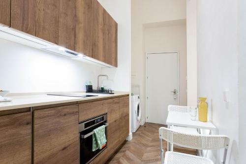 4- Hotel-style apartment in Puerta del Sol