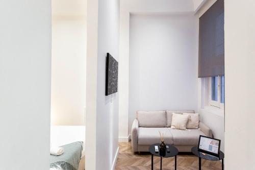 4- Hotel-style apartment in Puerta del Sol