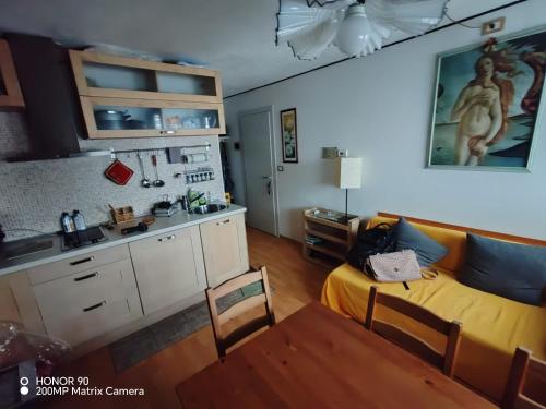Η κουζίνα ή μικρή κουζίνα στο Panoramic Suite
