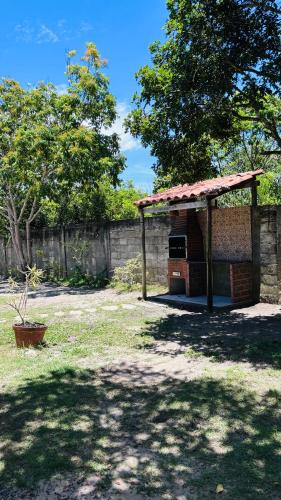 Κήπος έξω από το Casa de praia com piscina 15 pessoas Ilheus Itacare