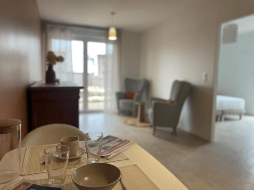 Photo de la galerie de l'établissement 202 - Appartement T3 cosy, résidence calme, à Giberville