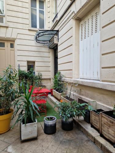 Studio de charme Paris Champs Elysees