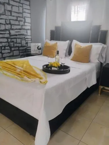 The Citrus Guesthouse in Tampa in Tampa