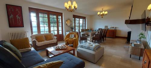 Villa Maëlla- Gîte des 2 Chênes & Gîte des Alouettes - Gîte de groupe