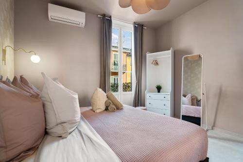 Nice Renting - 8BONAPARTE - Architect Loft Luxury 4 Bedrooms View Place du Pin