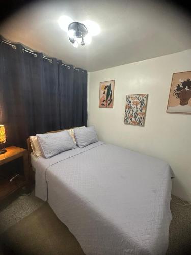 Postel nebo postele na pokoji v ubytování Apartamento Único en Caracas 3 habitaciones, 3 baños, terrazas, hamaca, estacionamiento, smartv, wifi y una decoración brutal estilo Art Déco - Moderno