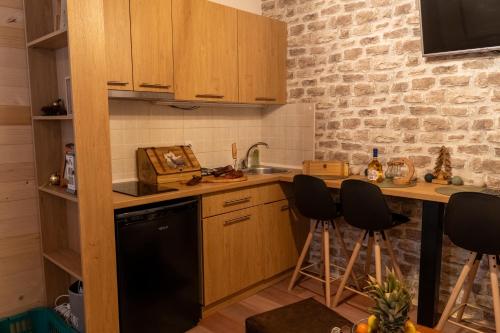 Dapur atau dapur kecil di Vila Grand Mitrovac