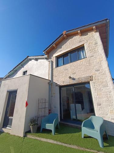 Grande Maison familiale proche de Lyon 7 personnes