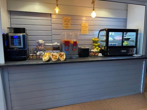 Makanan di atau berdekatan aparthotel ini