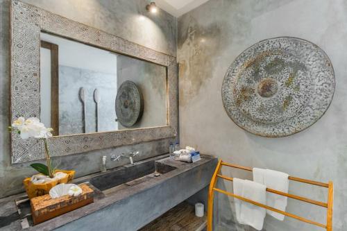 Φωτογραφία από το άλμπουμ του Lavish 5 Bed, Sleeps 10, Butler, Daily Breakfast σε Canggu