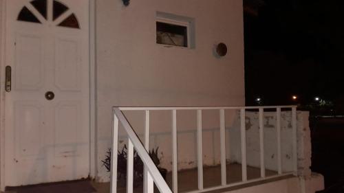 Rosita pequeño departamentoにあるバルコニーまたはテラス