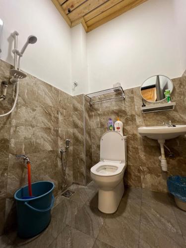 Bilik mandi di Luxury Event-house 3BR - For 8 to 12Pax