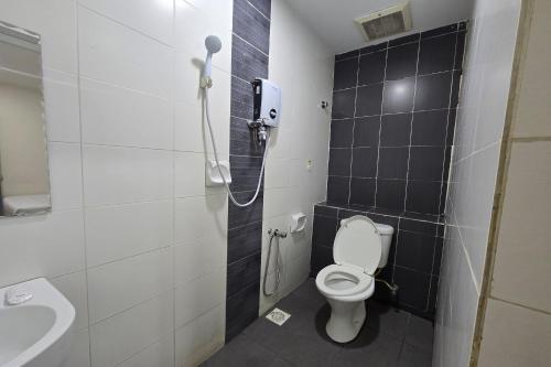 Koupelna v ubytování Fast Hotel Sri Gombak