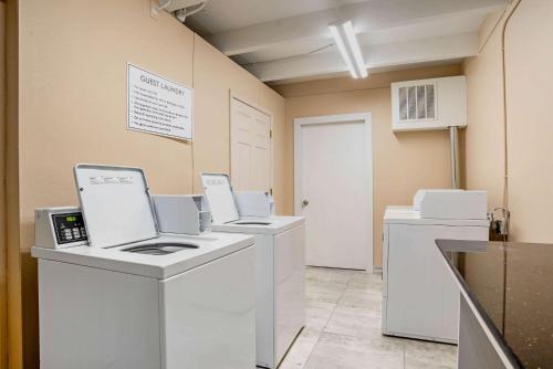 Фотография из галереи Quality Inn Fort Walton Beach - Destin West в Форт-Уолтон-Бич