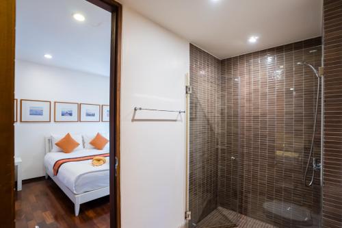 Ένα μπάνιο στο Pranaluxe 3 Bedroom Pool Villa C2