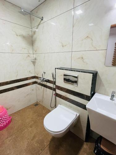 Un baño de Hilux Inn