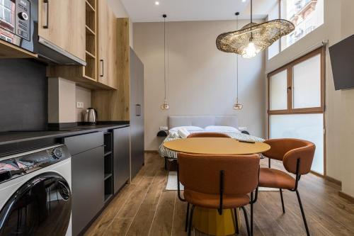 Premium Suite by the Turia River 3