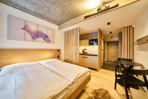 Labská 20 - apartmánový důmにあるベッド