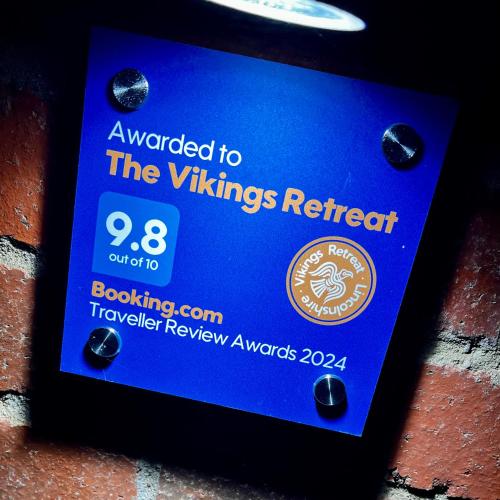 Sijil, anugerah, tanda atau dokumen lain yang dipamerkan di The Vikings Retreat