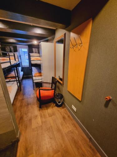 Ruang duduk di Amsterdam Downtown Hotel Canal View