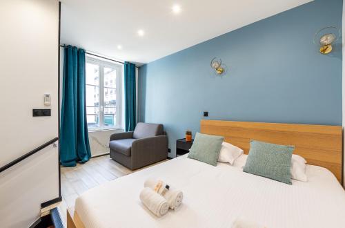 AC & Duplex Close to Eiffel Tower - 20 min Away