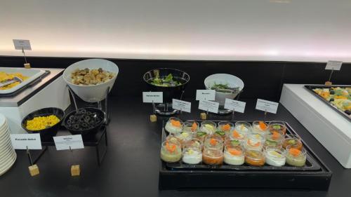 Jídlo v hotelu nebo okolí