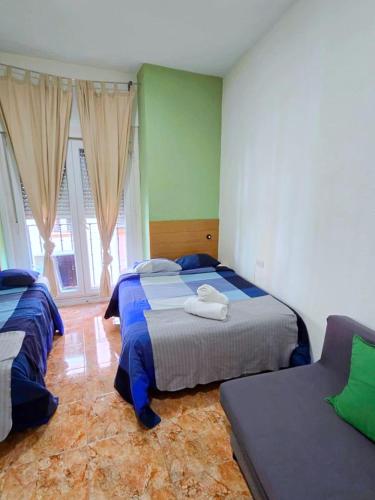 Apartamentos EconoStay Sol