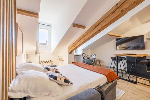 5 CARNOT - Beautiful apartment, 4 people, 150m from Palais des Festivals