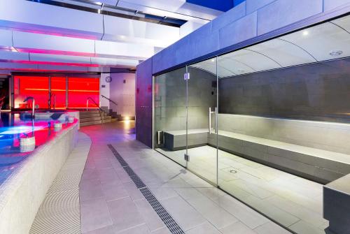 NH Collection Madrid Eurobuilding photo 43