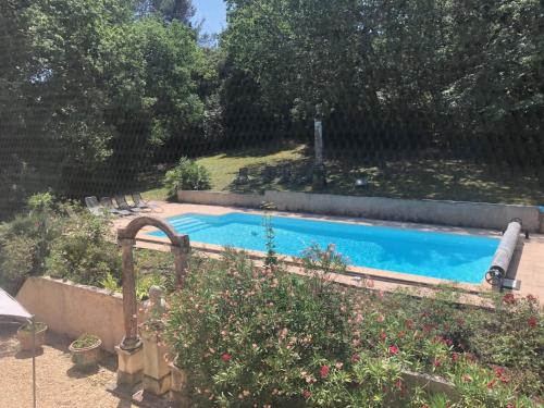 Πισίνα στο ή κοντά στο Domaine de Gondal, demeure de charme