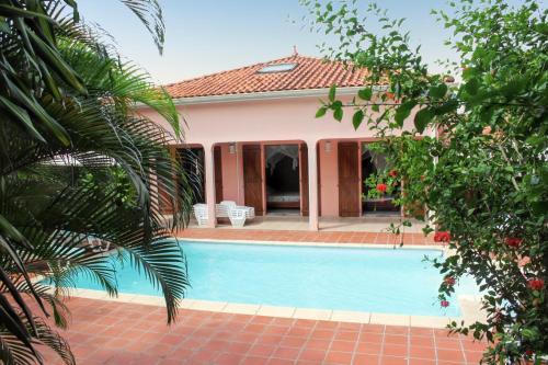Villa de charme à Sainte-Luce avec piscine et jacuzzi