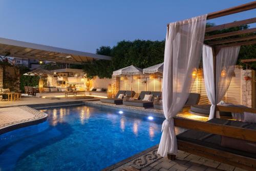 Swimmingpoolen hos eller tæt på Vento Imperiale Estate