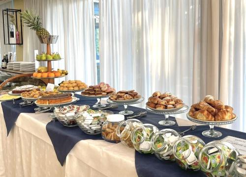 Jídlo v hotelu nebo okolí