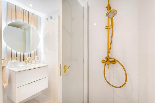 Amazing apartment with sea view in Puerto Banus