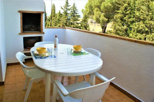 Apartamento en Roses parking y piscina comu AV-54
