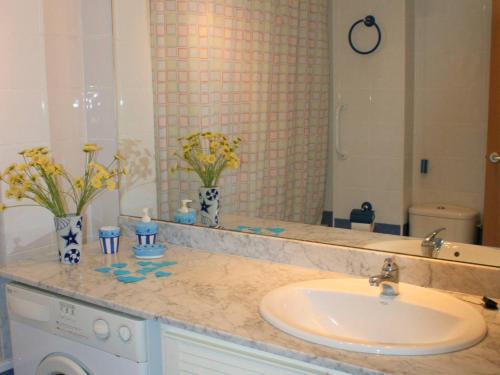 Apartamento en Complejo Residencial AV-24