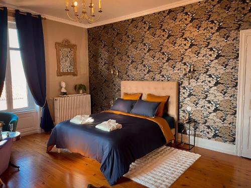 Photo de la galerie de l'établissement chambre Prestige - Château Maranne, à Parthenay