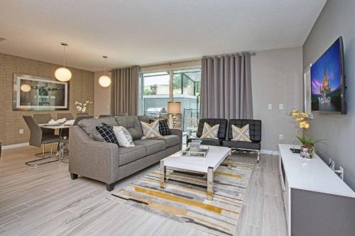 Beautiful 4BD home Themed Pool and Grill 4417 photo 10