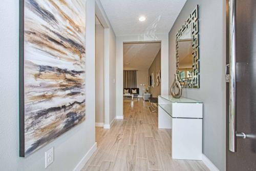Beautiful 4BD home Themed Pool and Grill 4417 photo 15